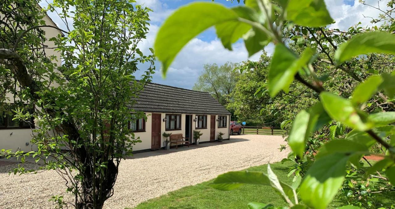 Hope Orchard Bed & Breakfast เชลเทนแฮม ภายนอก รูปภาพ